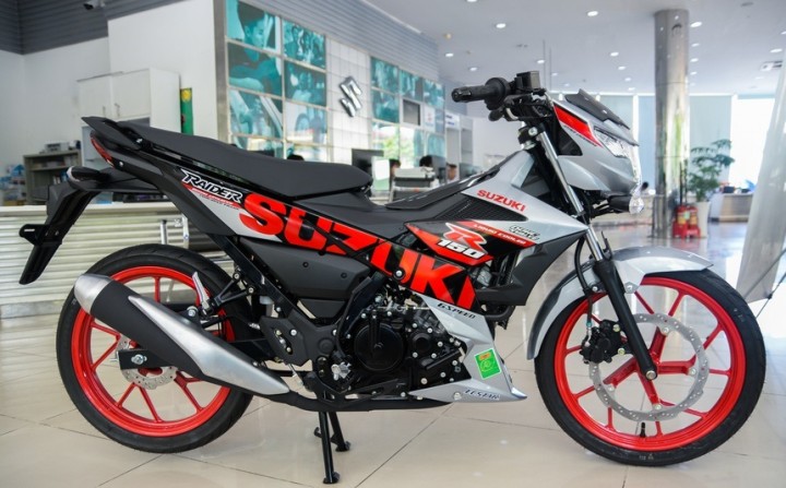 Suzuki - 02